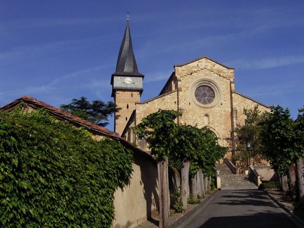 Barran - L'église et son clocher "tors"