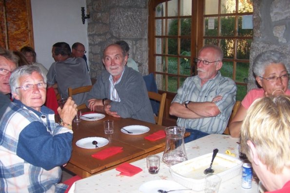 Repas pèlerin au gîte des "Estrets"