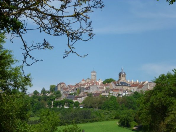 28 Vézelay - vue d\'Asquin